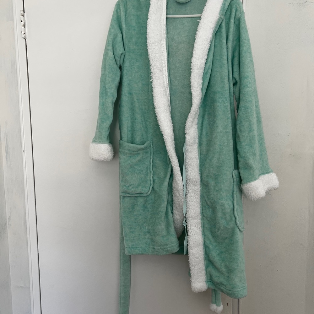 Cozy robe